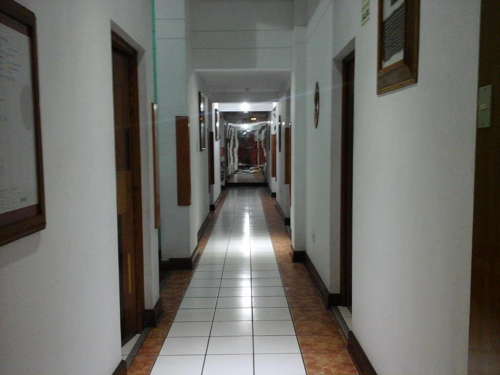 Hostal Yaki Lima Zewnętrze zdjęcie